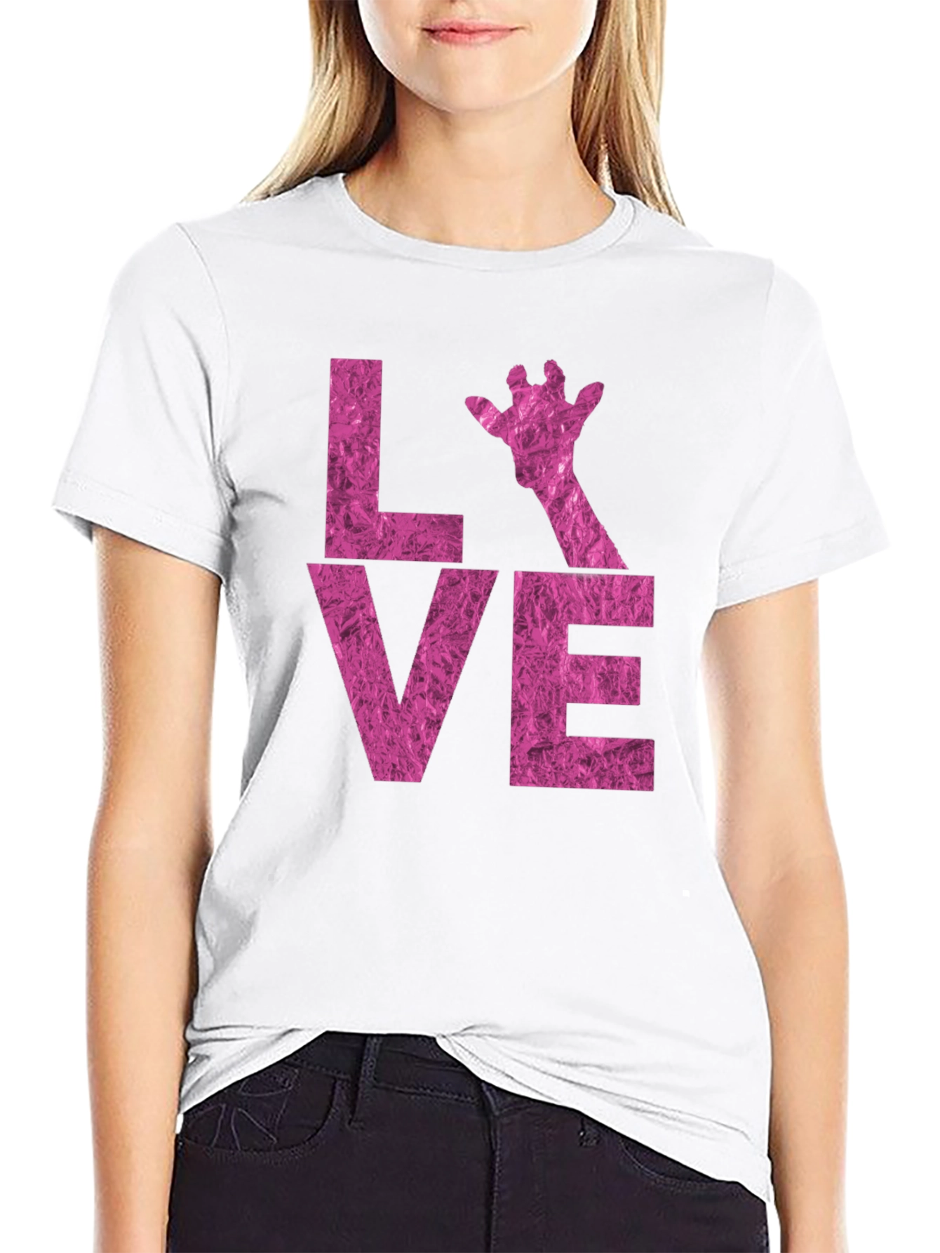 LOVE Giraffe Graphic Tee - Stylish Black T-Shirt