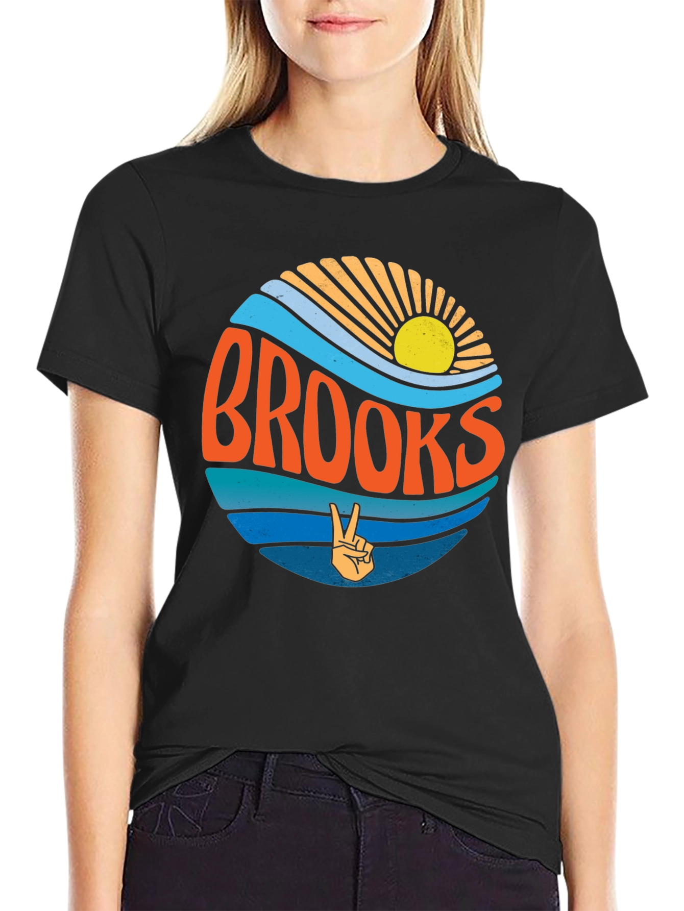 Brooks Retro Circle T-Shirt - Peace & Sunshine
