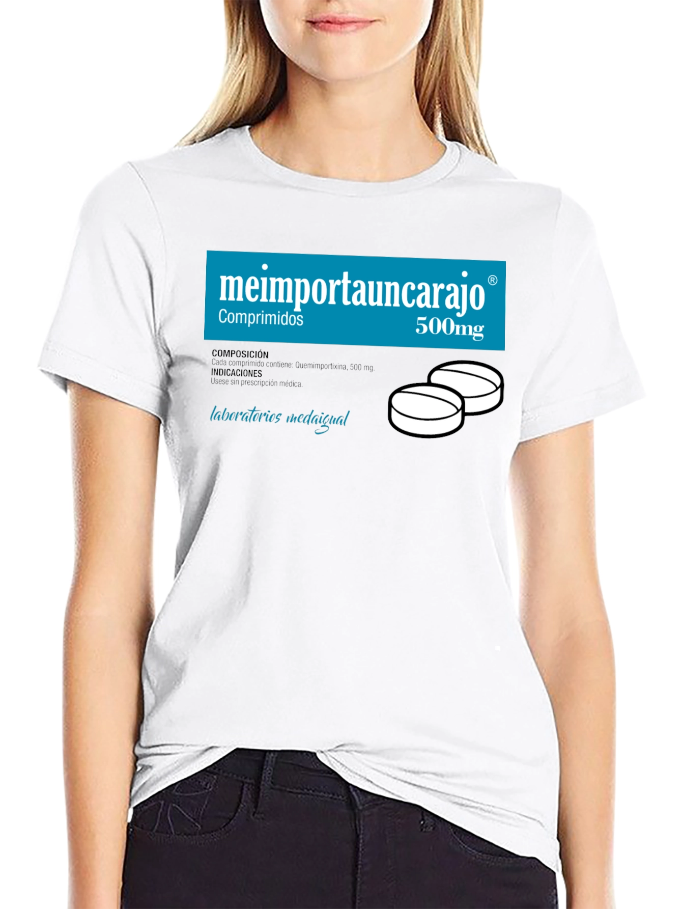 Humorous Me Importa Un Carajo T-Shirt