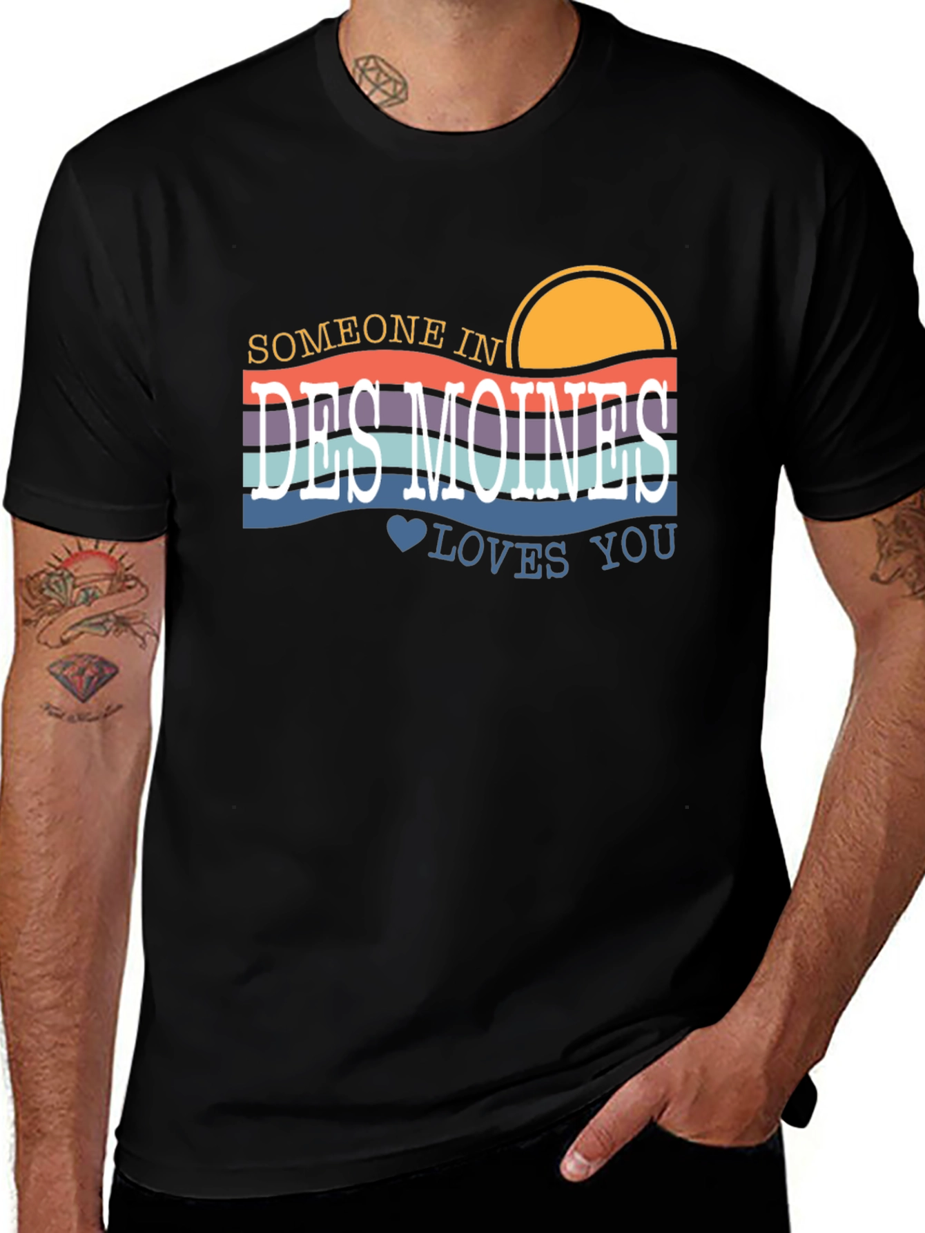 Someone In Des Moines Loves You Graphic Tee