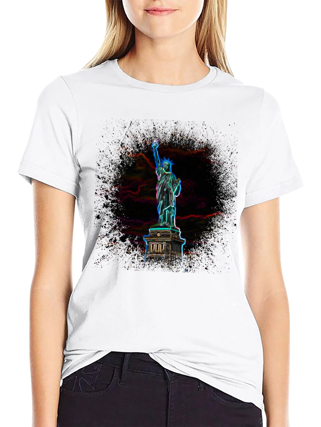 Statue of Liberty Graphic T-Shirt