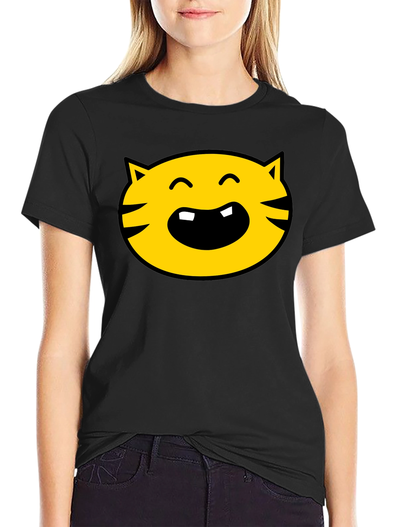 Cartoon Cat Face Graphic Tee - Black