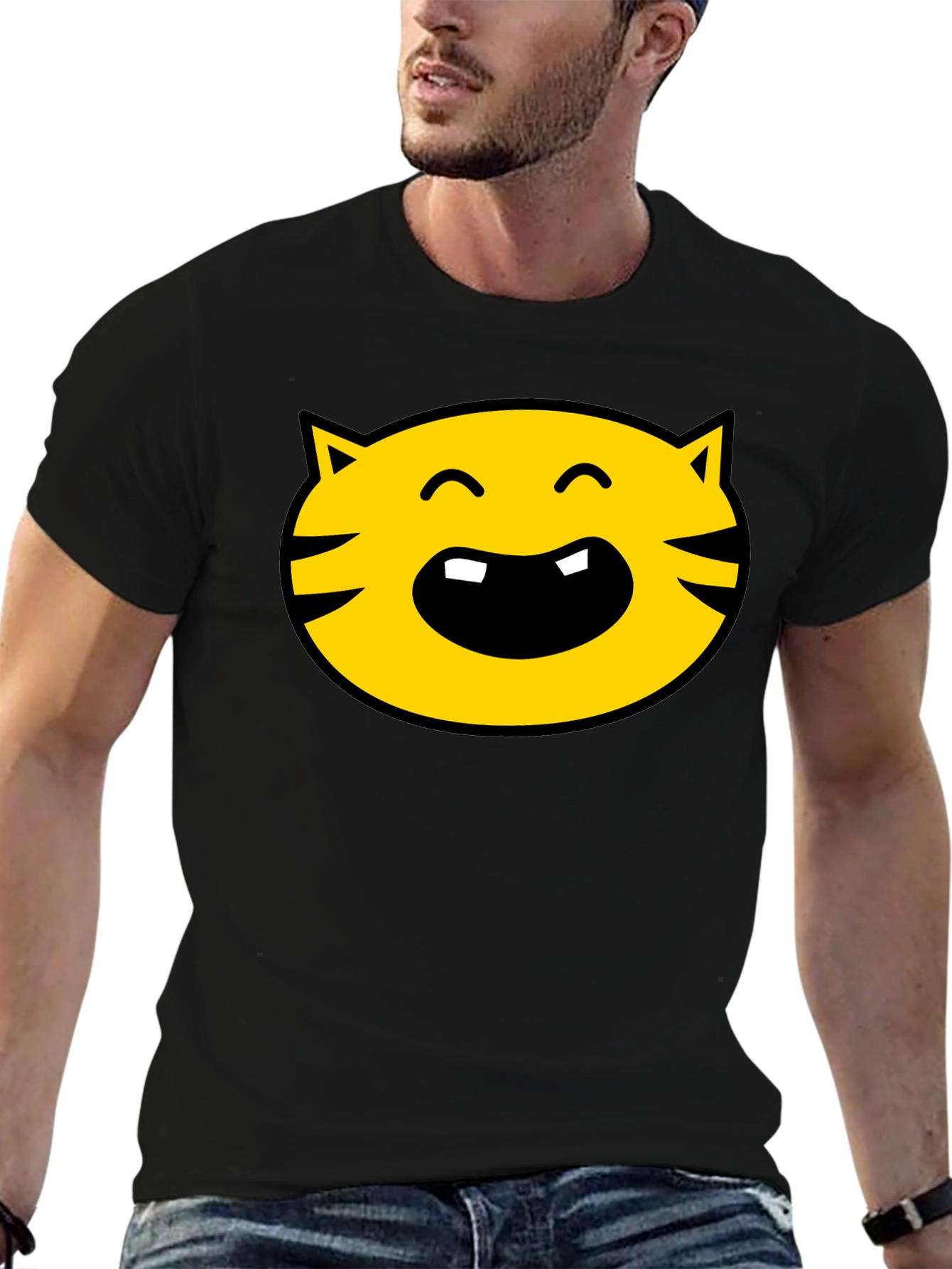 Cartoon Cat Face Graphic Tee - Black