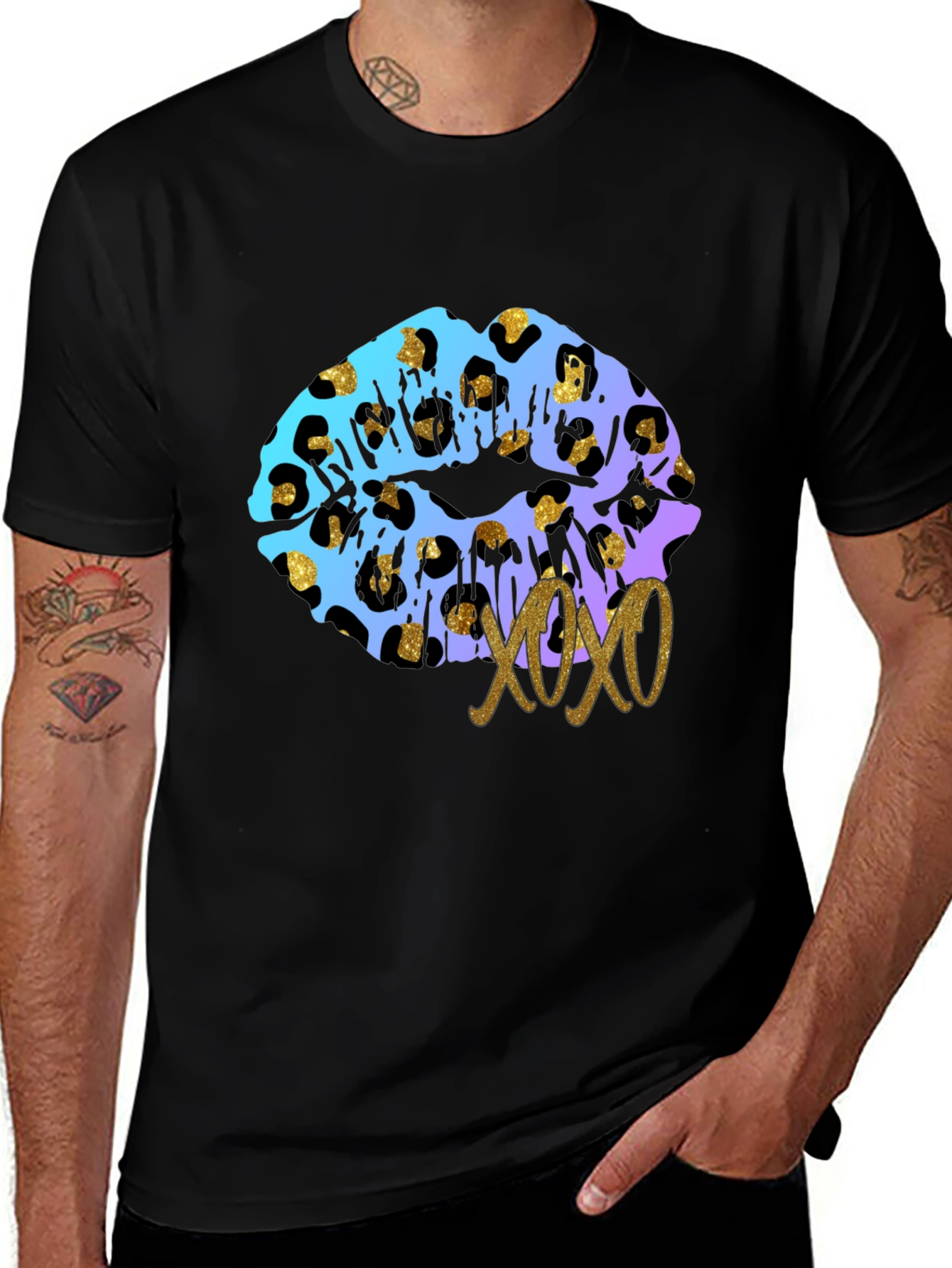 Leopard Print Lips XOXO Graphic Tee - Black