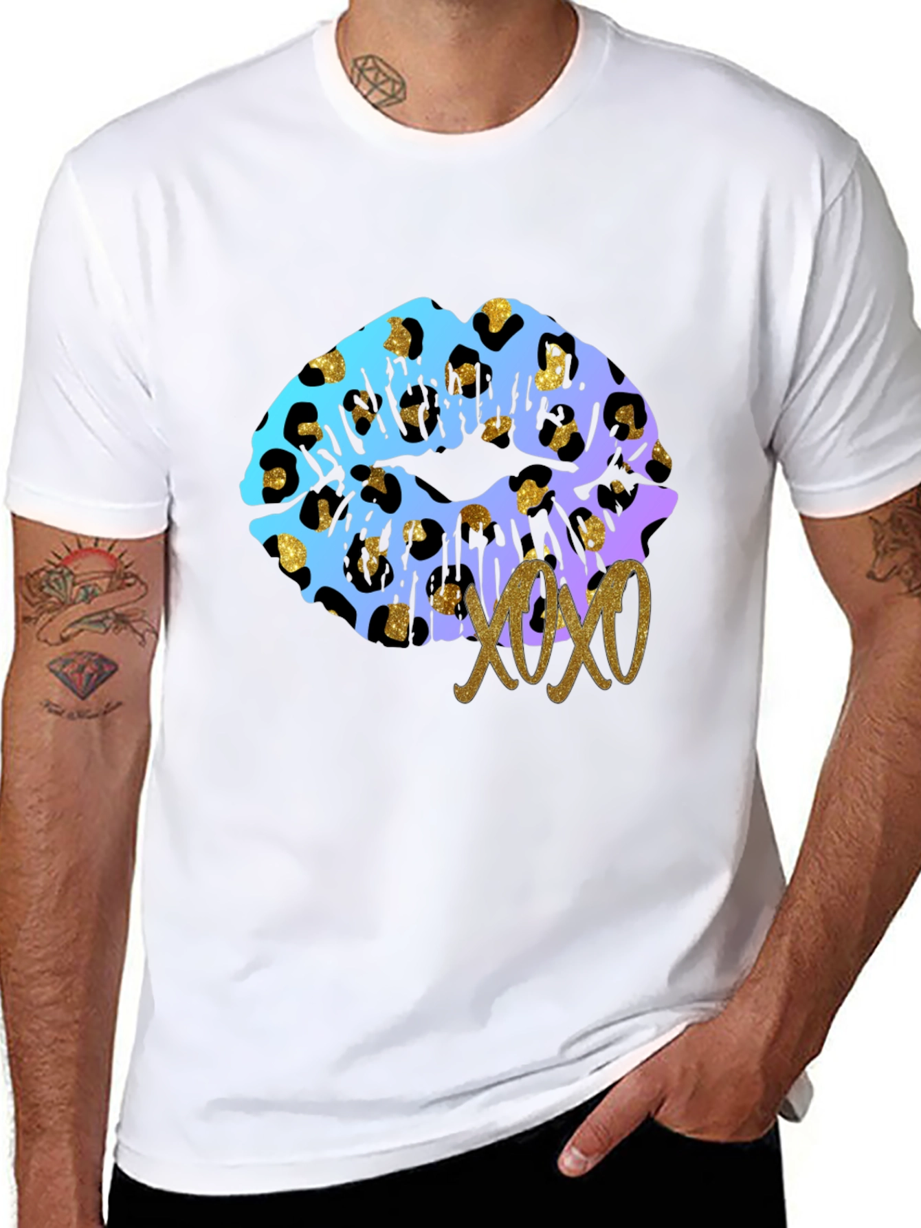 Leopard Print Lips XOXO Graphic Tee - Black