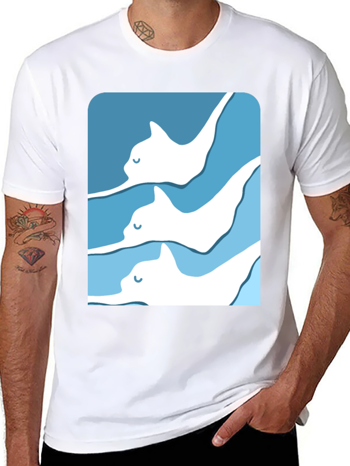 Manta Ray Graphic Tee - Cool Ocean Design T-Shirt