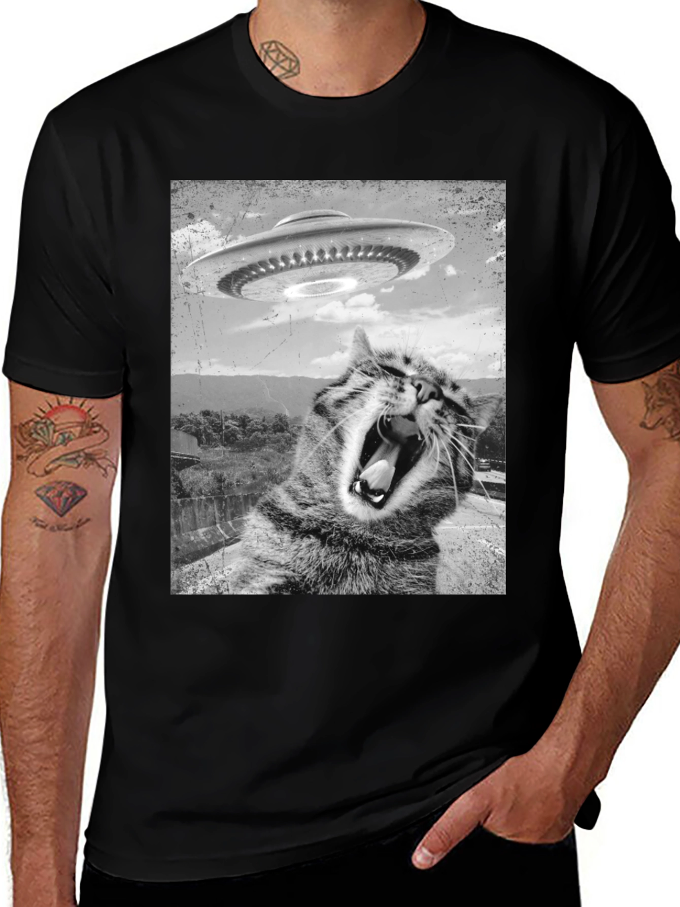 Alien Cat UFO Graphic Tee