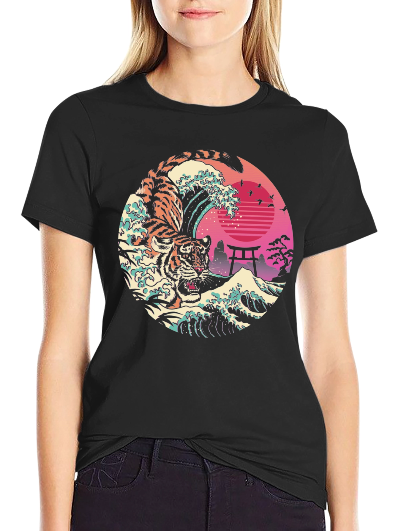 Tiger Wave Graphic T-Shirt - Cool Japanese Design