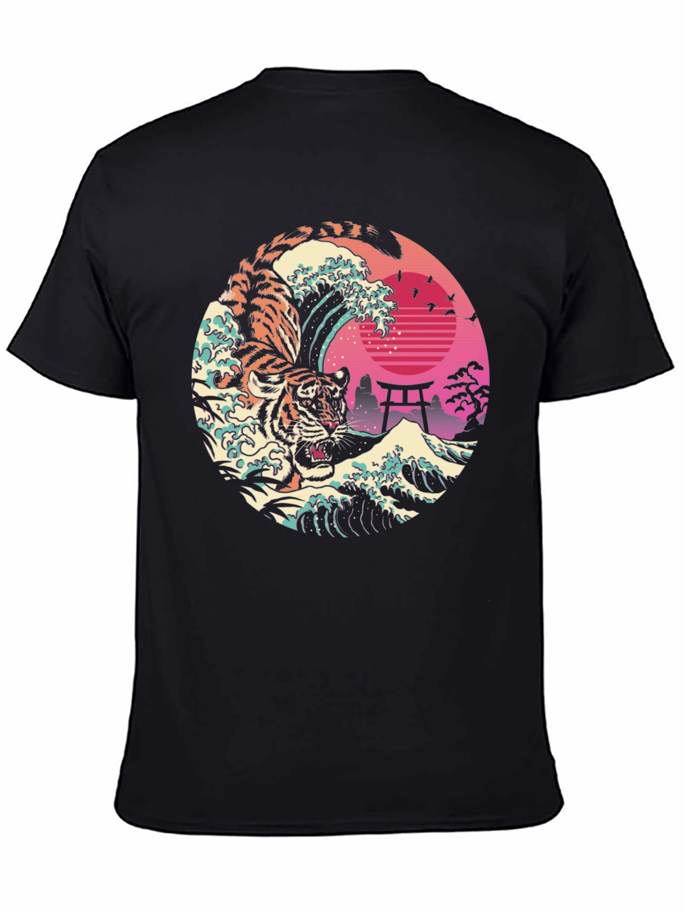 Tiger Wave Graphic T-Shirt - Cool Japanese Design